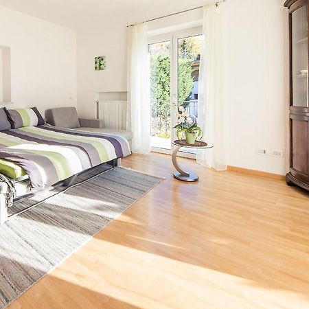 Haus Dorfblick Lejlighed Caldaro Eksteriør billede